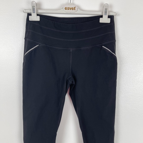 Athleta Capri Active Leggings Black Woman’s Size M - Picture 3 of 12